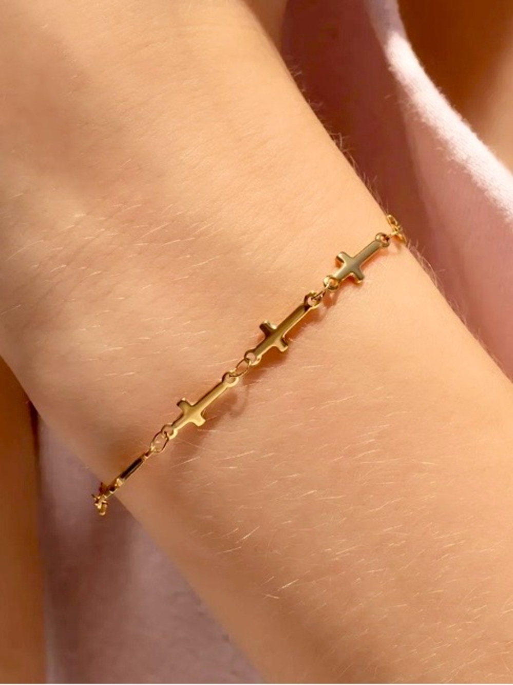 18K Gold PVD Stainless Steel Cross Chain Bracelet